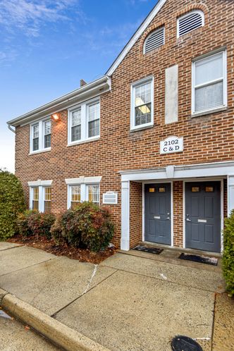 2102 Gallows Rd, Vienna, VA, 22182